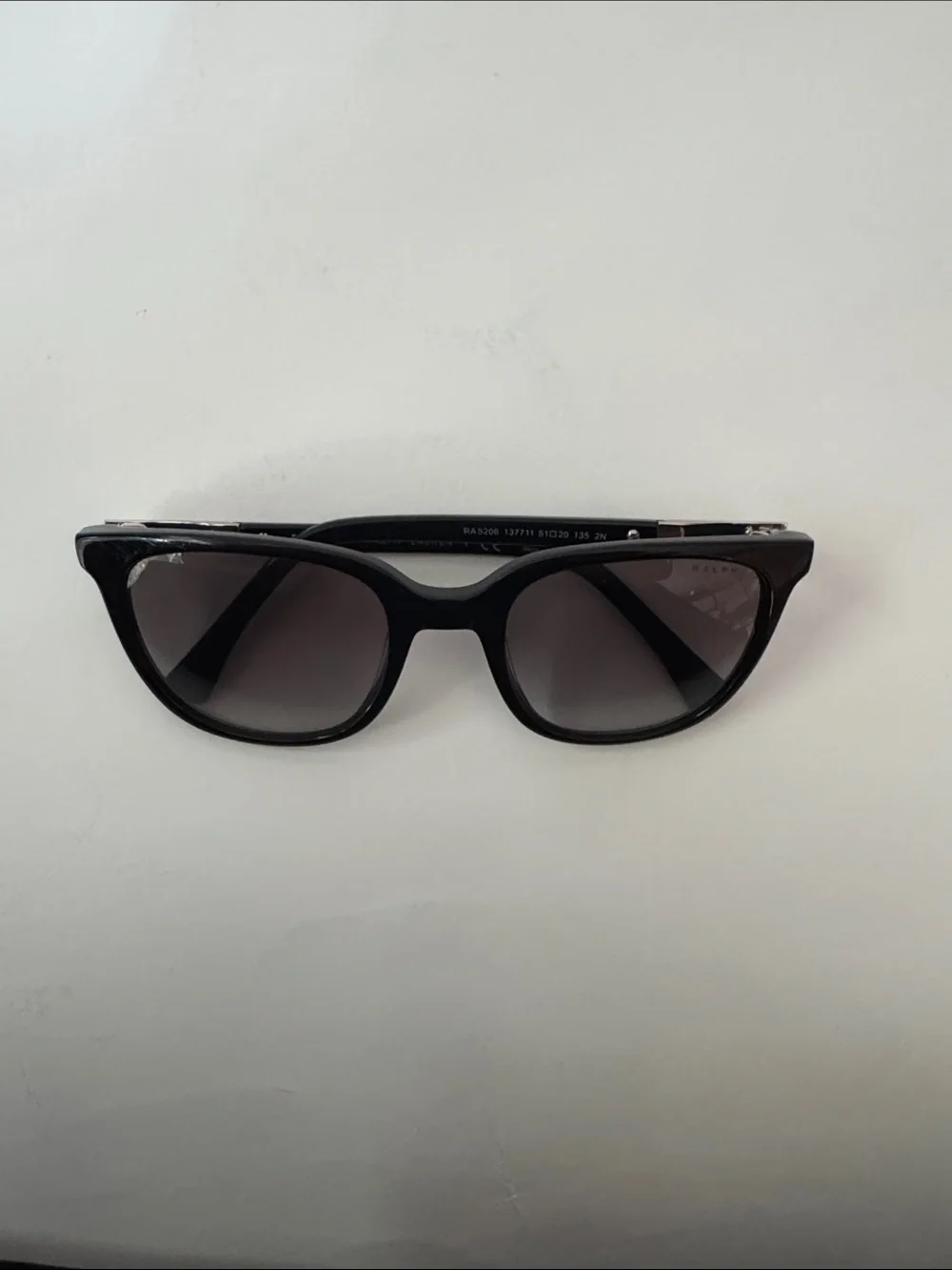 RALPH Sunglasses w/Case & Cloth